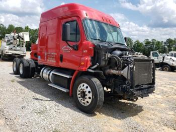  Salvage Freightliner Cascadia 1