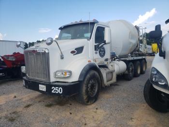  Salvage Peterbilt 567