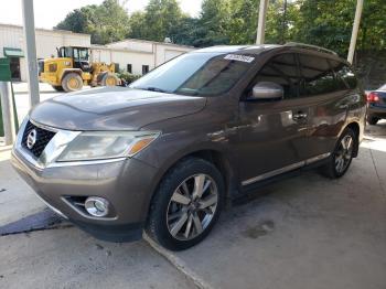  Salvage Nissan Pathfinder