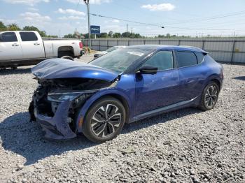  Salvage Kia EV6