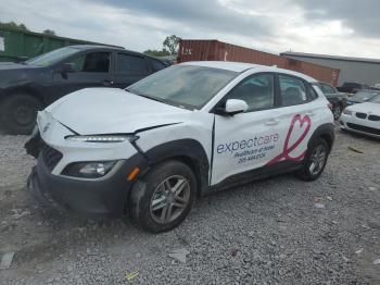  Salvage Hyundai KONA