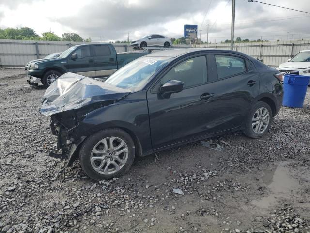  Salvage Toyota Yaris