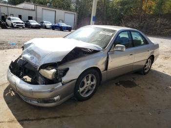  Salvage Lexus Es