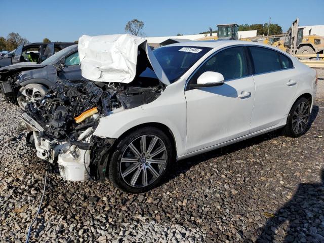  Salvage Volvo S60