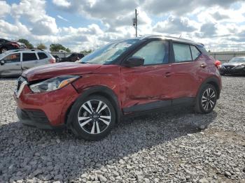  Salvage Nissan Kicks