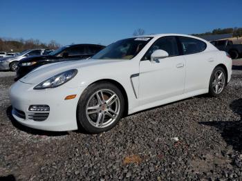  Salvage Porsche Panamera