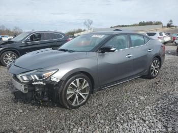  Salvage Nissan Maxima