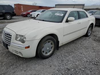  Salvage Chrysler 300