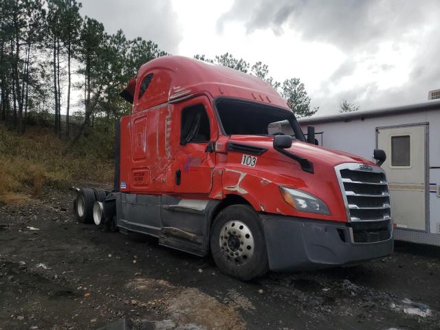  Salvage Freightliner Cascadia 1