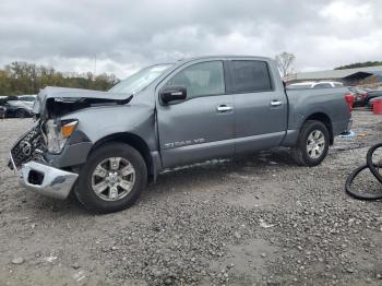  Salvage Nissan Titan