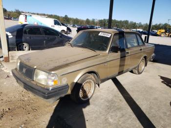  Salvage Volvo 240 Base