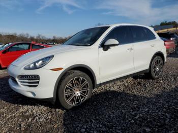  Salvage Porsche Cayenne