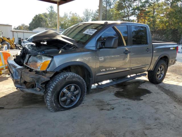  Salvage Nissan Titan