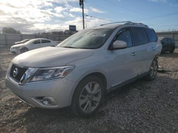  Salvage Nissan Pathfinder