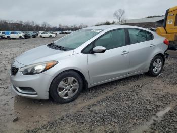  Salvage Kia Forte