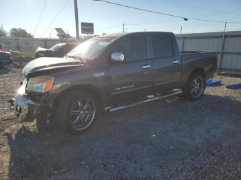  Salvage Nissan Titan