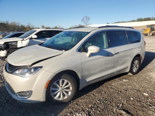  Salvage Chrysler Pacifica