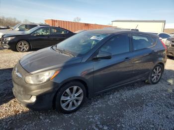  Salvage Hyundai ACCENT