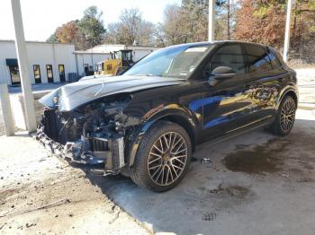  Salvage Porsche Cayenne