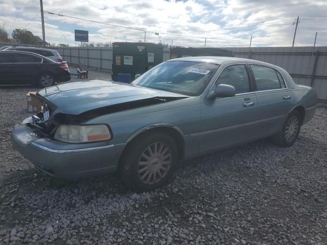  Salvage Lincoln Towncar