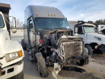  Salvage Freightliner Cascadia 1