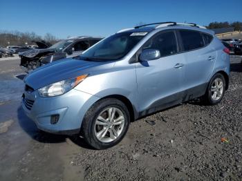  Salvage Hyundai TUCSON