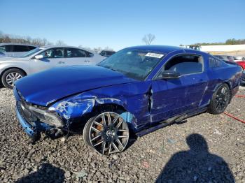  Salvage Ford Mustang