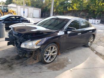  Salvage Nissan Maxima