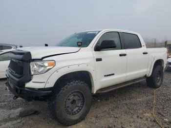  Salvage Toyota Tundra