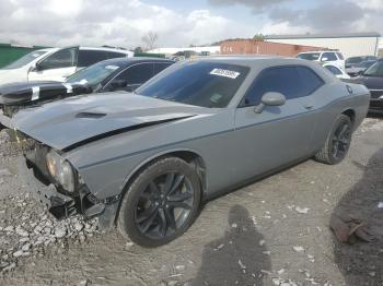  Salvage Dodge Challenger