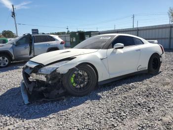  Salvage Nissan Gtr