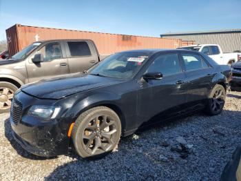  Salvage Chrysler 300