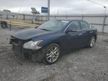  Salvage Nissan Maxima