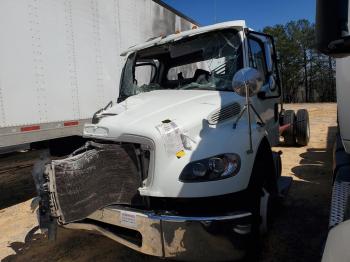  Salvage Freightliner M2 106 Med