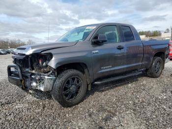  Salvage Toyota Tundra