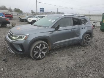  Salvage Volkswagen Taos