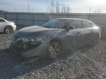  Salvage Nissan Maxima