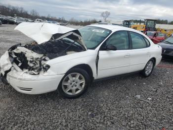  Salvage Ford Taurus