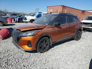  Salvage Nissan Kicks