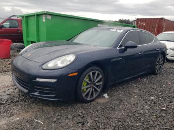  Salvage Porsche Panamera