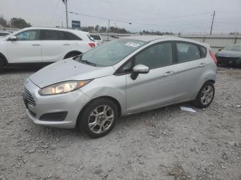  Salvage Ford Fiesta