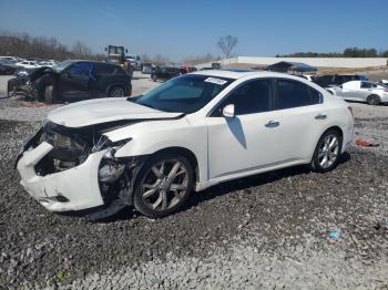  Salvage Nissan Maxima