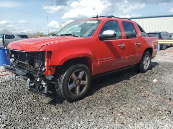  Salvage Chevrolet Avalanche