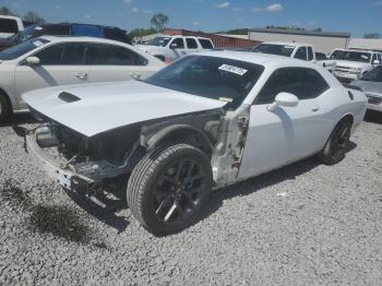  Salvage Dodge Challenger