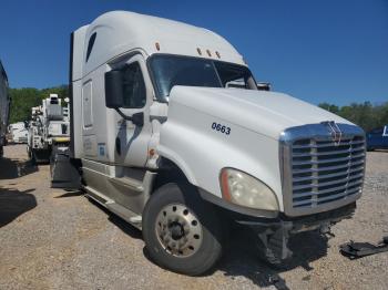  Salvage Freightliner Cascadia