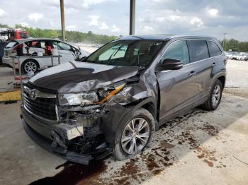  Salvage Toyota Highlander