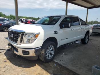  Salvage Nissan Titan