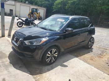  Salvage Nissan Kicks