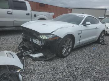  Salvage Ford Mustang