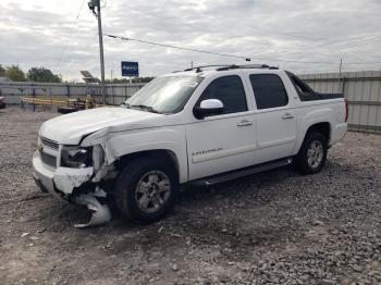  Salvage Chevrolet Avalanche